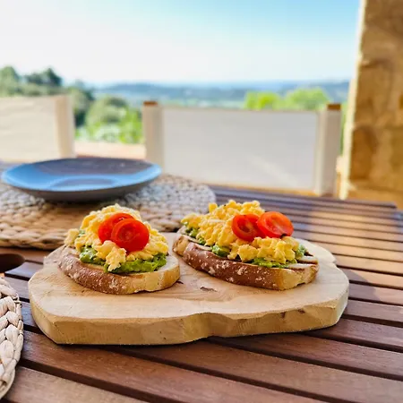 منزل ريفي La Vista Brava بلاتجا ذارو